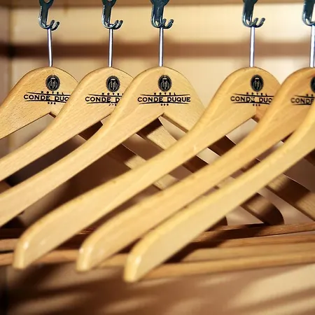 מלון Conde Duque בילבאו