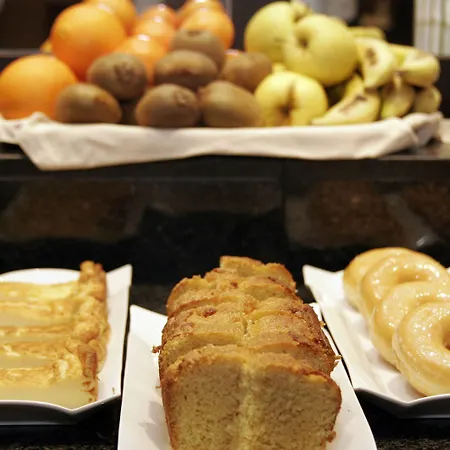 Отель Conde Duque