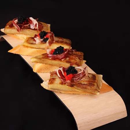 Hotel Conde Duque 3*