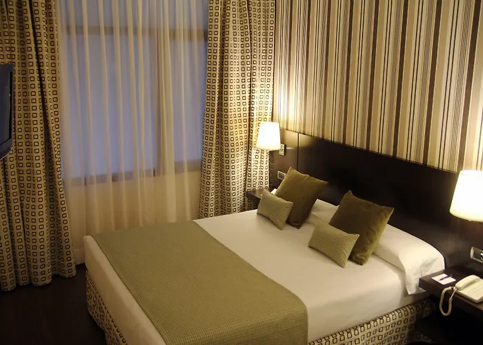 Conde Duque Ξενοδοχείο 3*